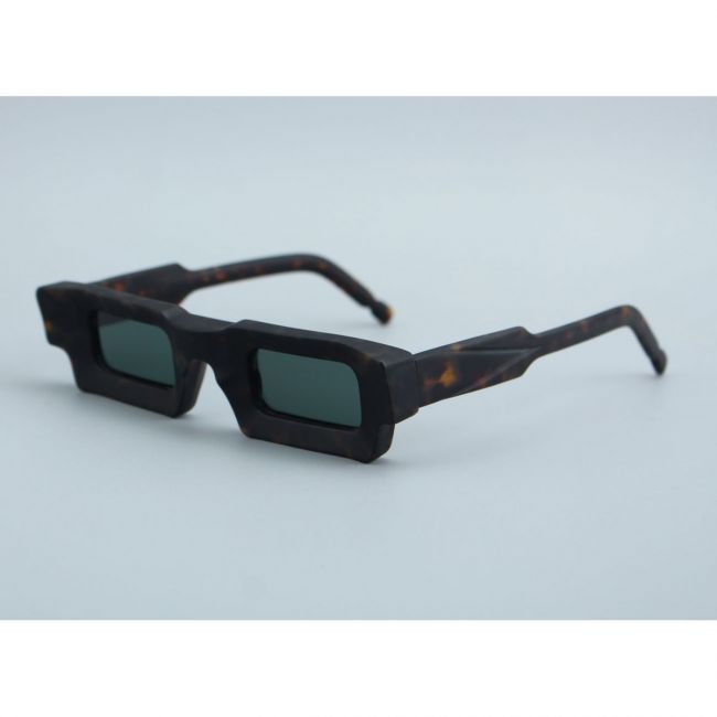 Women's sunglasses Fendi FE40010U5501A